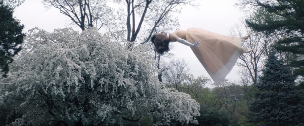 Natalie Portman in "Lady in the Lake" (Courtesy of Apple TV+)